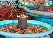 Awal 2025, Harga Cabai di Pasar Basanohi Sanana Kian Pedas
