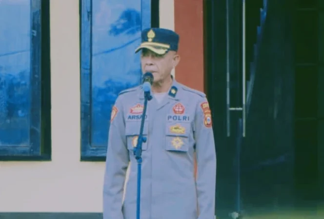 
Foto: Wakapolres Kepulauan Sula, Kompol Arsad Ali Noh. (doc: istimewa)