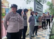 Polres Kepulauan Sula Kawal Aksi Unras dengan Pendekatan Humanis