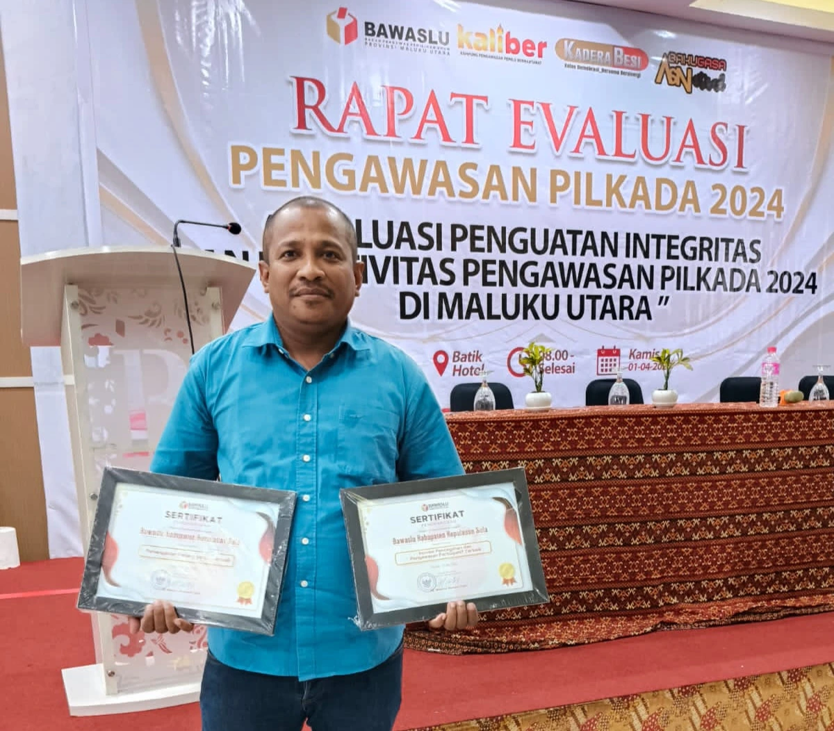Bawaslu Kepulauan Sula Kembali Rais Dua Prestasi