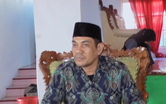 
Foto: Ketua Pengadilan Agama Labuha, Bahri Conoras. (doc: bacaritamalut.com)