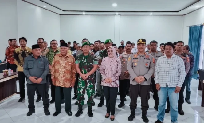 
Jaga Sula, Pemda dan TNI-Polri Kompak Aktifkan Siskamling