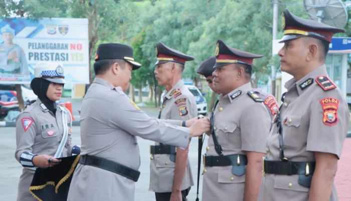 kapolres kepulauan sula pimpin sertijab dan pelantikan