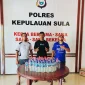 satresnarkoba polres kepulauan sula sita 64 botol miras ilegal di km permata obi