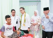 Menkes Tawarkan Beasiswa untuk Putra-putri Daerah