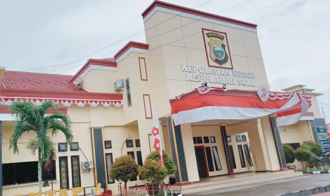 
Foto: Kantor Polres Kepulauan Sula. (doc: bacaritamalut.com)