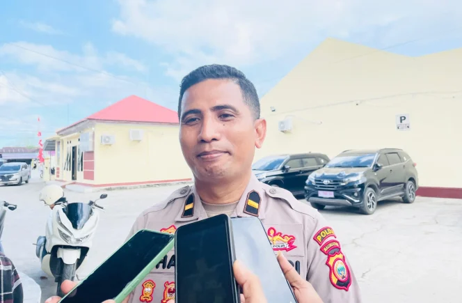
Foto: Kasi Humas Polres Kepulauan Sula, IPDA Rizal Polpoke. (doc: bacaritamalut.com)