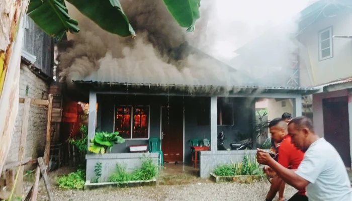 Rumah Warga Kepulauan Sula Hangus Dilahap Si Jago Merah