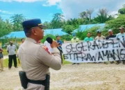 Warga Rawa Mangoli Geruduk Kantor Camat, Desak Pemekaran Desa Segera Disahkan