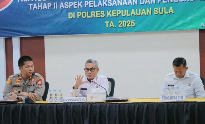 
Foto: Pembukaan kegiatan audit itwasda di ruang vicon Polres Kepulauan Sula. (doc: istimewa)