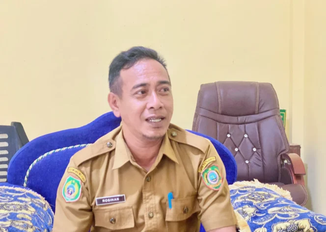 
Foto: Plt Kepala Dinas PUPR Kepulauan Sula, Rosihan Buamona. (doc: bacaritamalut.com)