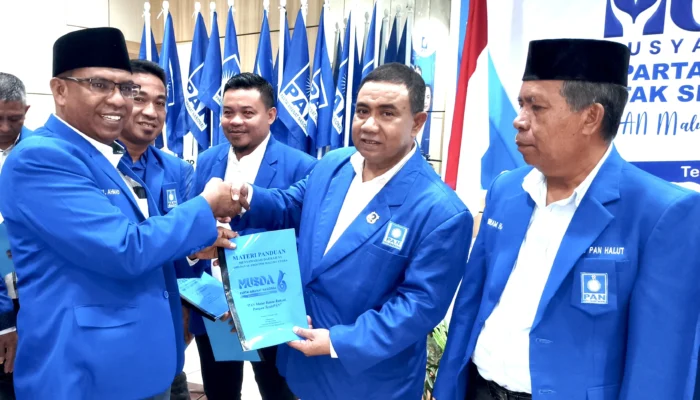 Ketua DPD PAN Kepulauan Sula Resmi Berganti