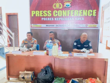 Foto: Polres Kepulauan Sula saat menggelar Konferensi Pers Operasi Pekat I Kieraha 2026. (doc: istimewa)