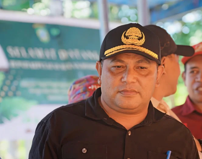 
Foto: Sekda Kepulauan Sula, Muhlis Soamole. (doc: istimewa)