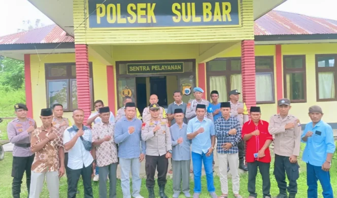 
Rakor Lintas Sektoral, Polsek Sulabesi Barat Matangkan Pengamanan Idul Fitri