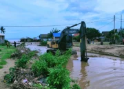 Cegah Bencana Susulan, Tiga Sungai di Waisakai Kepulauan Sula Dinormalisasi