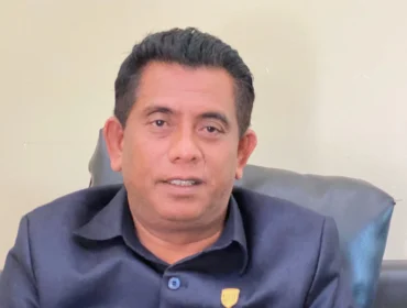 Foto: Ketua DPRD Kepulauan Sula, H. Ahkam Gajali. (doc: bacaritamalut.com)