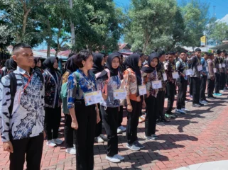 Foto: Casis Polri saat melaksanakan apel di depan Mapolres Kepulauan Sula. (doc: bacaritamalut.com)