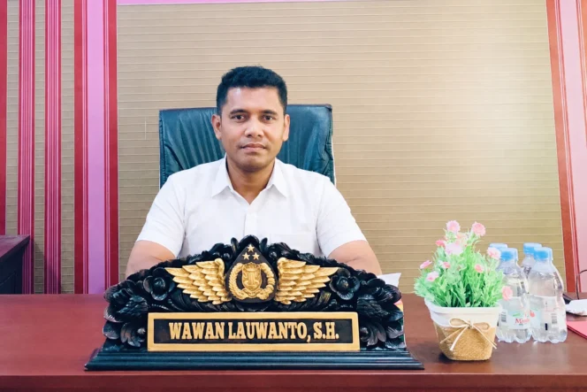 
Foto: Kasat Reskrim Polres Kepulauan Sula, AKP Wawan Lauwanto. (doc: istimewa)