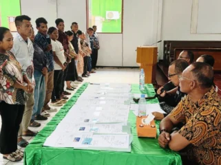Foto: Sosialisasi Administrasi Kependudukan dan Perkawinan Massal warga Falabisahaya di Gereja GPM. (doc: istimewa)