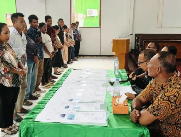 Foto: Sosialisasi Administrasi Kependudukan dan Perkawinan Massal warga Falabisahaya di Gereja GPM. (doc: istimewa)