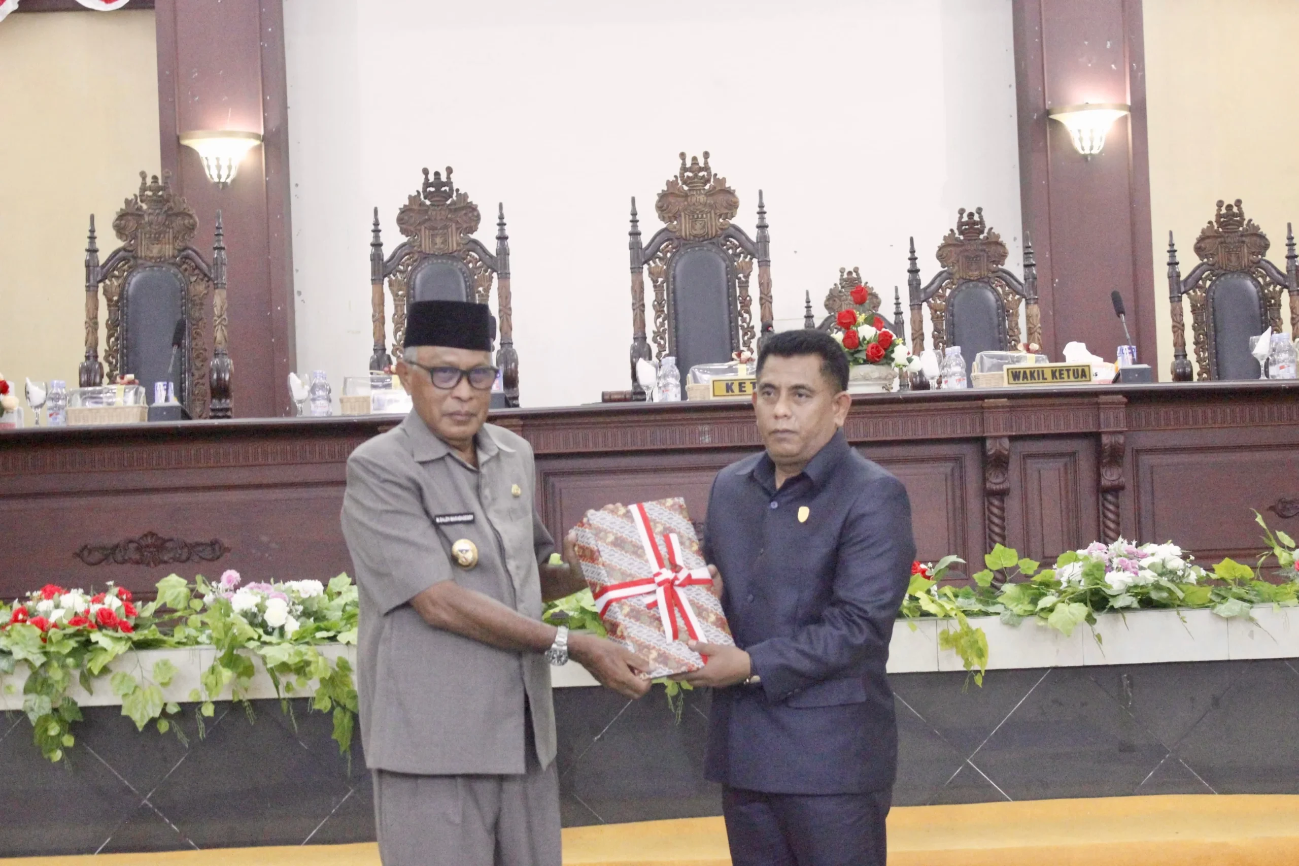 Paripurna DPRD Sula, Realisasi Pendapatan Daerah Capai 97,79 Persen