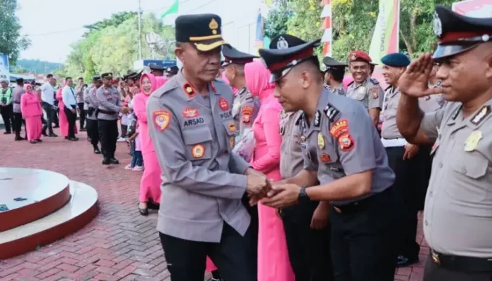 Polres Sula Gelar Korps Rapor, 45 Personel Naik Pangkat