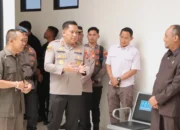 Usai Sambangi Kejari, Kapolres Sula Bawa Gagasan Baru di PN Sanana