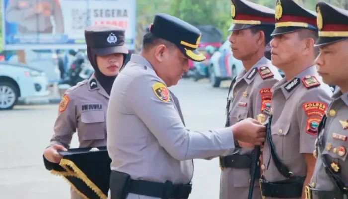 Tiga Jabatan Strategis di Polres Sula Berganti, Kapolres Tekankan Profesionalisme
