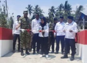 Bupati Fifian Resmikan Jembatan Merah Putih Pastina